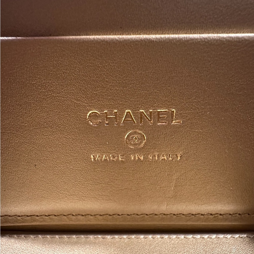 Traded💝 Chanel vanity - Picture 4 of 6